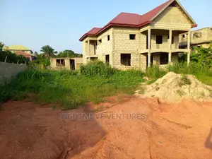 4bdrm Duplex in Takoradi for sale