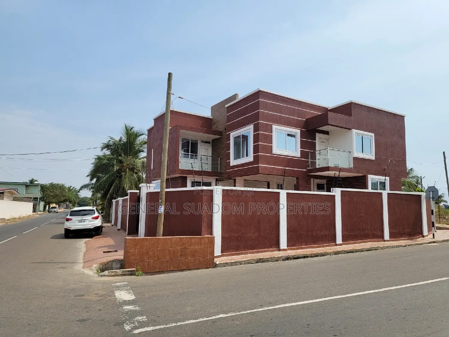 4bdrm Duplex in Suadom Properties, Baatsona Total for rent