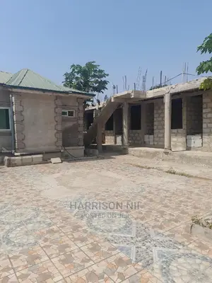 4bdrm House in Bortianor, Accra Metropolitan for sale