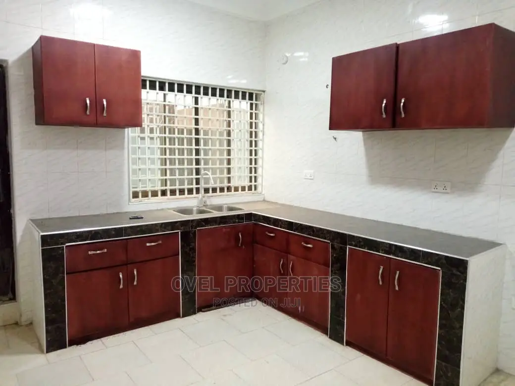 2bdrm Apartment in Kk, School Junction for rent