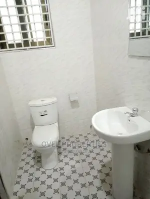 2bdrm Apartment in Kk, School Junction for rent