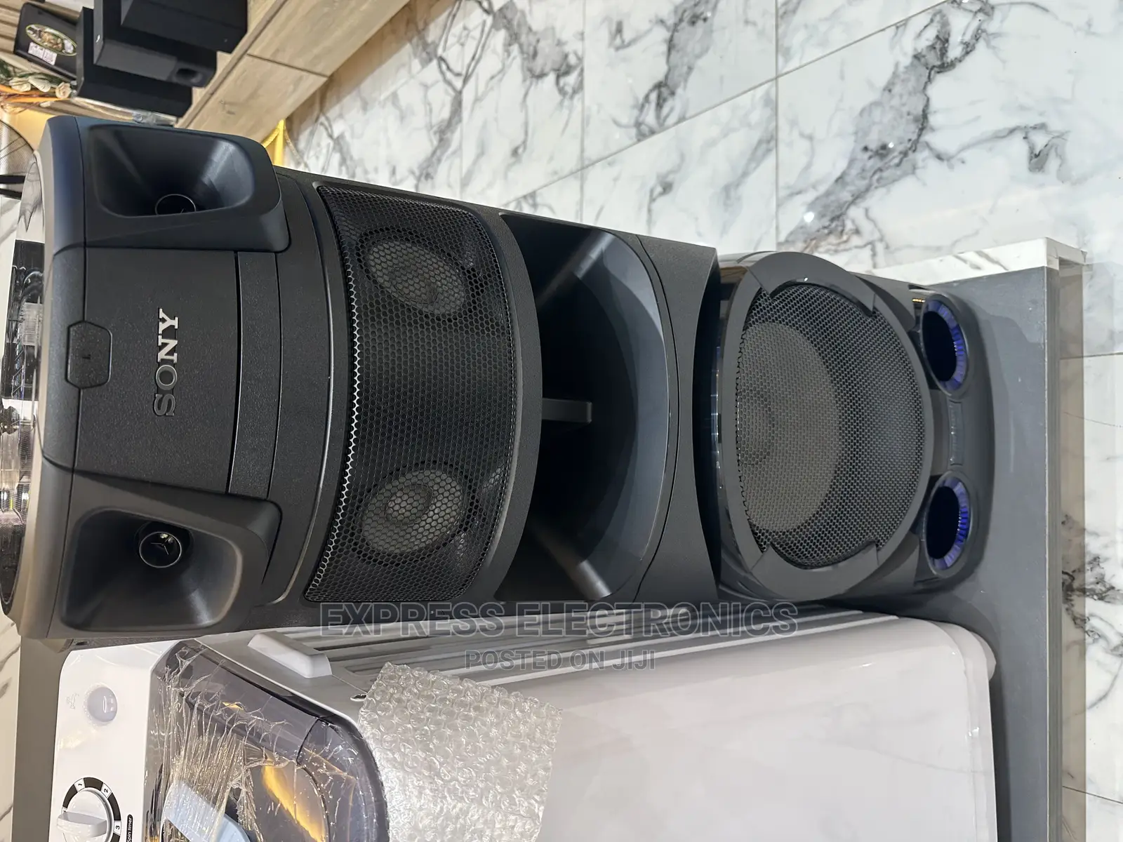 Sony Better Vocals With High-Efficiency Midrangespeaker V83d