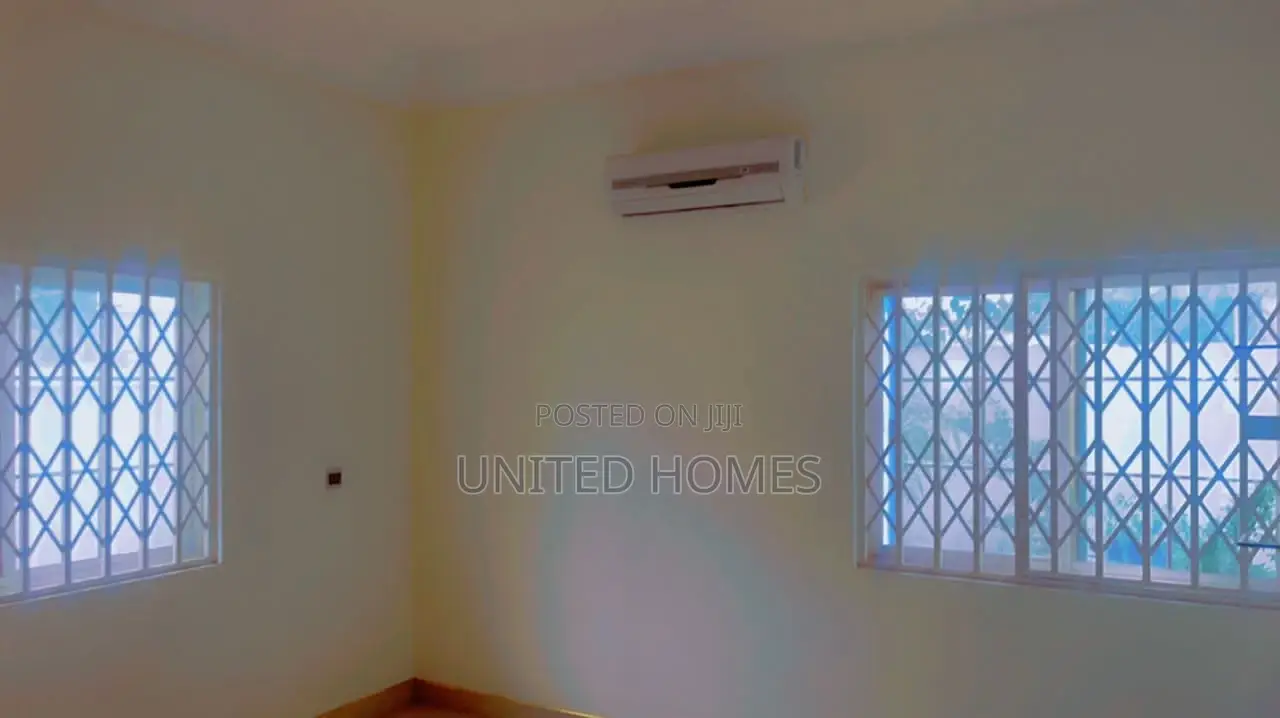 5bdrm House in Cantonments for Sale