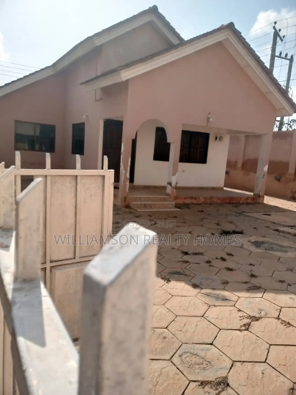 2bdrm House in Devtraco Estate, Spintex for rent