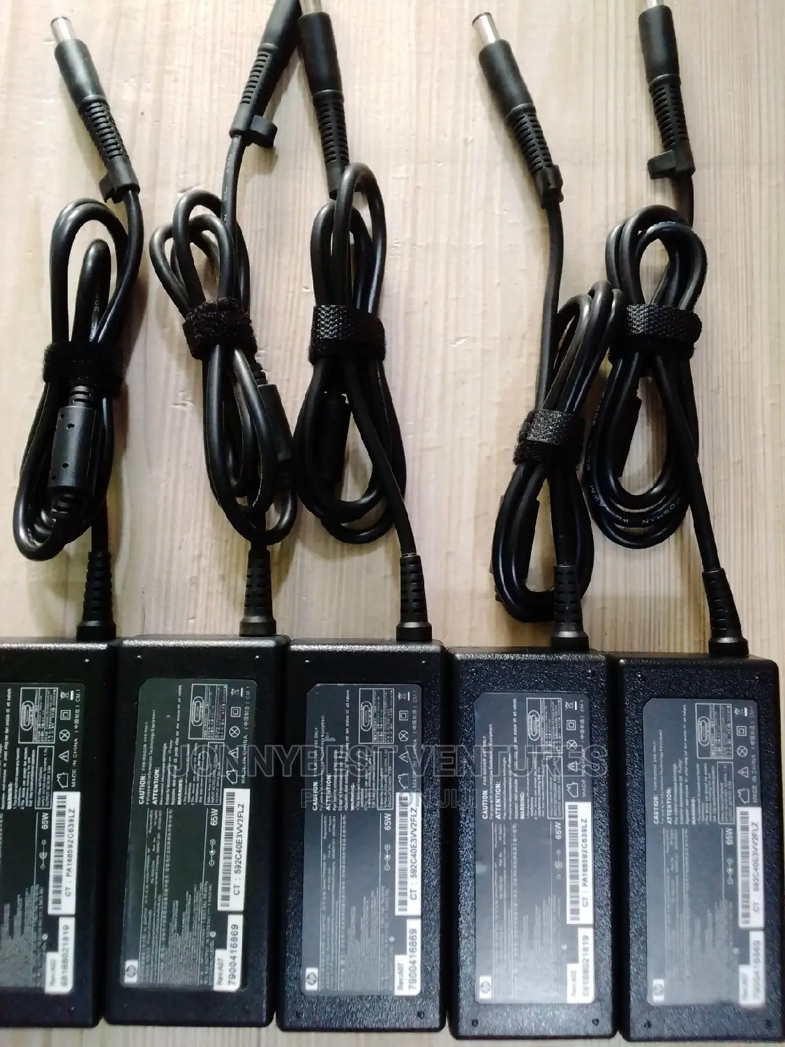 HP Big Pin Charger With Power Cable