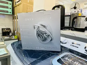 Harman Kardon Onyx Studio 7 Speakers for an Elevated Music