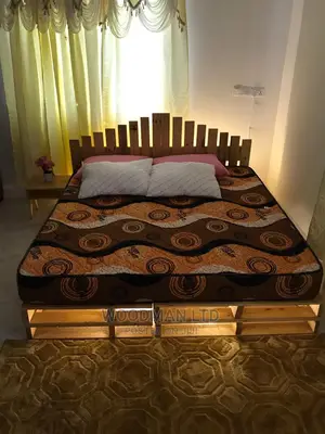 Queen Size Bed Frame (Double Layer Pallet Bed)
