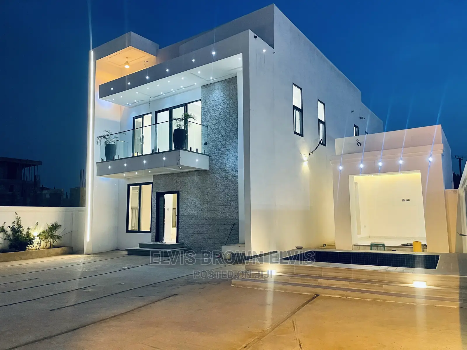 4bdrm Mansion in Living Large, Ashaley Botwe for Rent