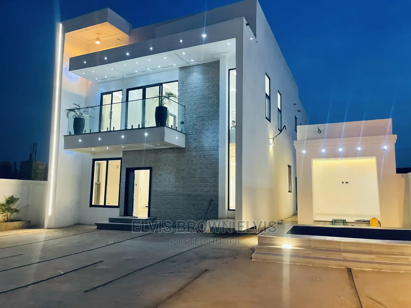 4bdrm Mansion in Living Large, Ashaley Botwe for Rent