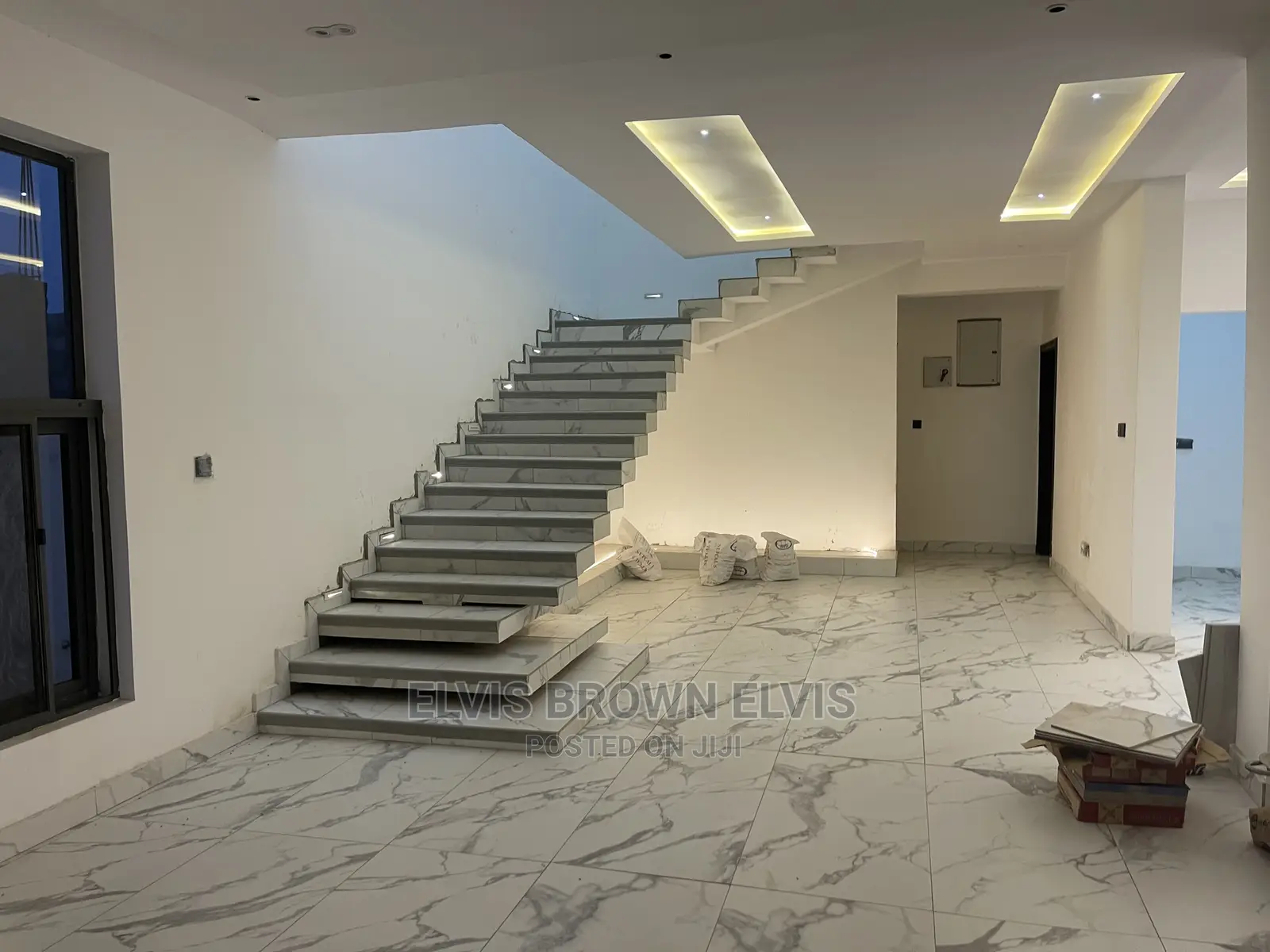 4bdrm Mansion in Living Large, Ashaley Botwe for Rent