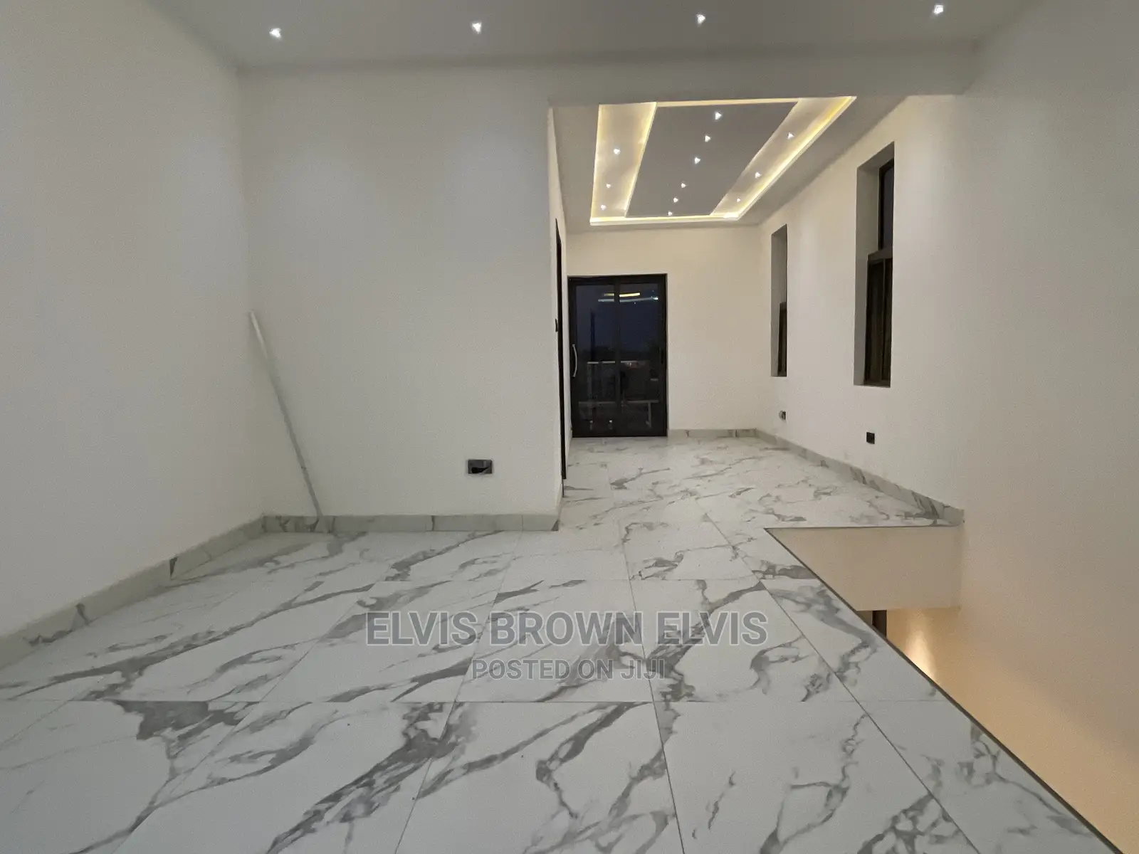 4bdrm Mansion in Living Large, Ashaley Botwe for Rent
