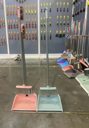 Broom With Standing Dustpan