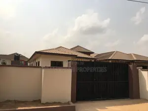 3bdrm Apartment in Skm, Otano for Rent