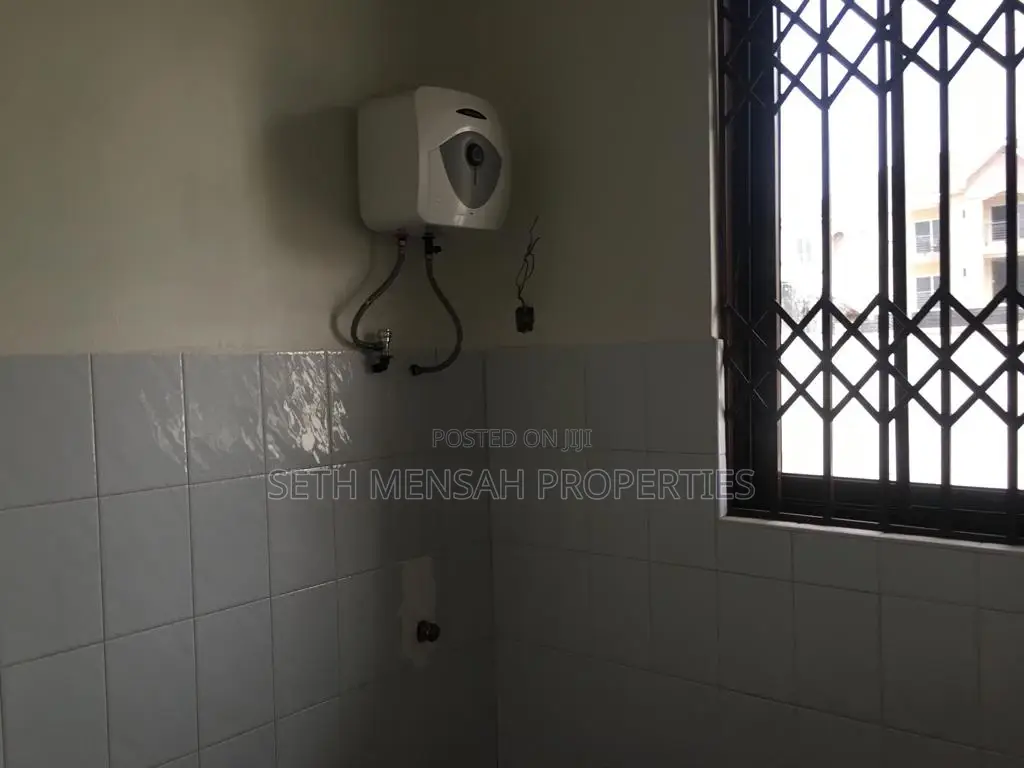 3bdrm Apartment in Skm, Otano for Rent