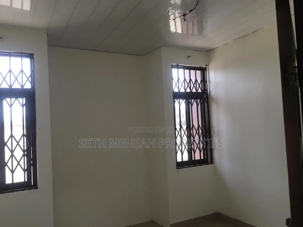 3bdrm Apartment in Skm, Otano for Rent