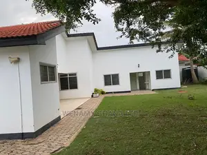 3bdrm House in Emefs Estate, Tema Metropolitan for sale