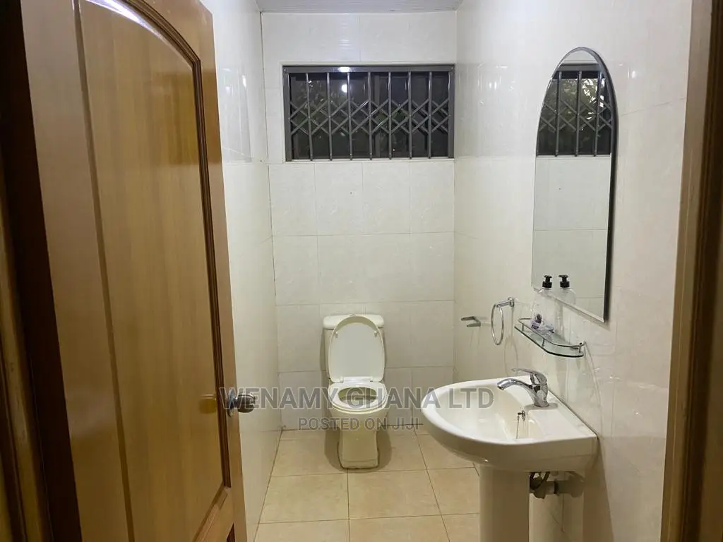 3bdrm House in Emefs Estate, Tema Metropolitan for sale