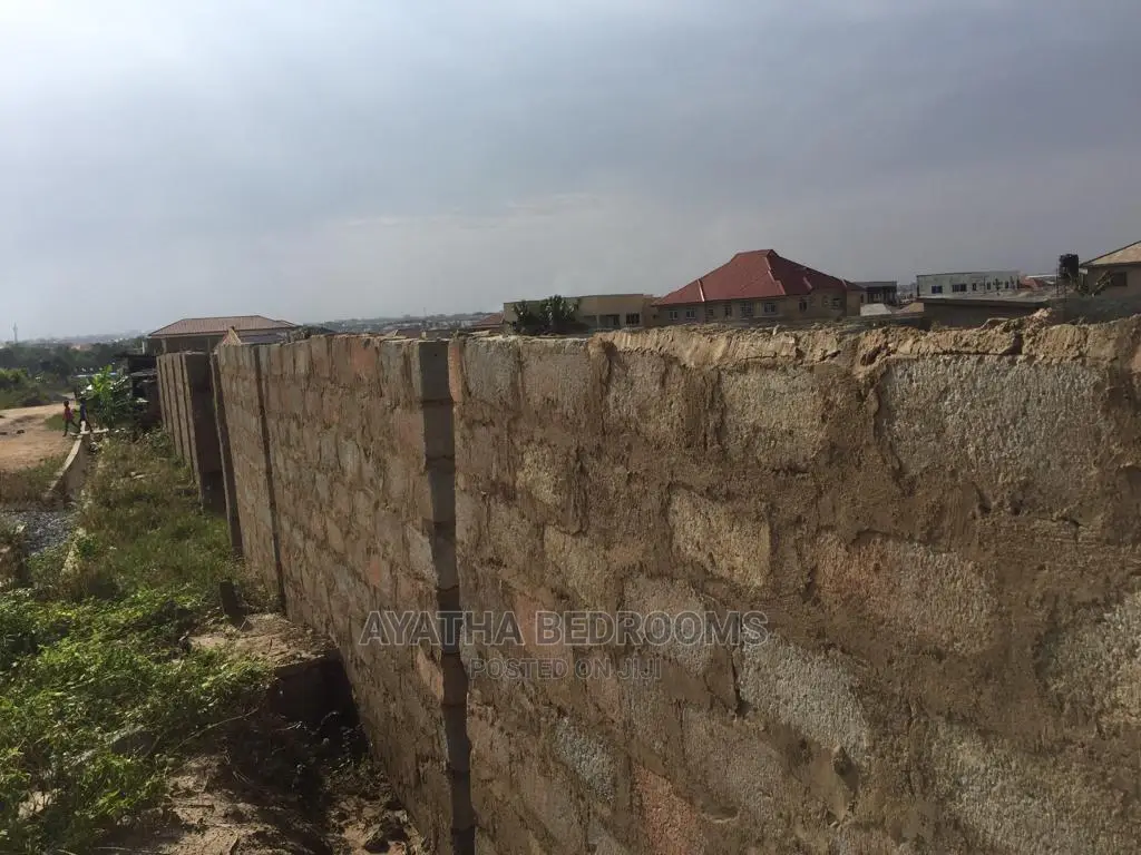 2 and Half Plot at Teshie Camp. 250.000 Dollars Negotiable.