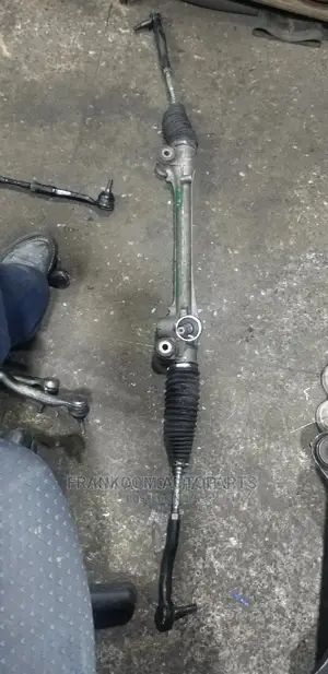 Toyota Vitz 2008 Steering Rack