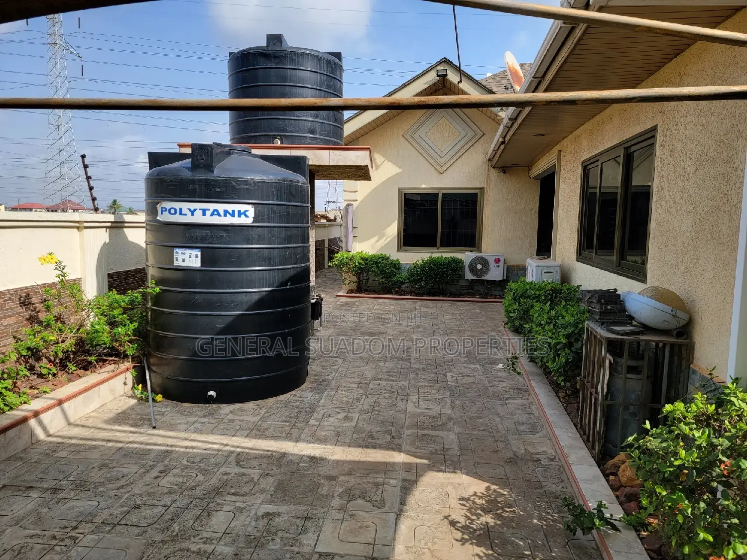 Furnished 3bdrm House in Suadom Properties, Police Station for Rent