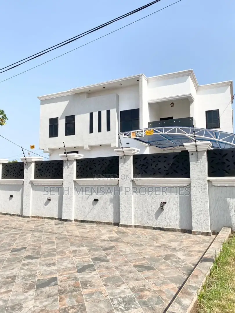 4bdrm House in Achimota for Rent
