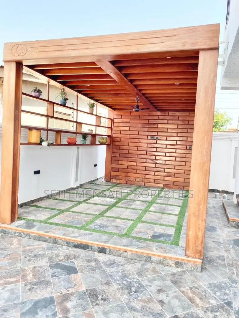 4bdrm House in Achimota for Rent