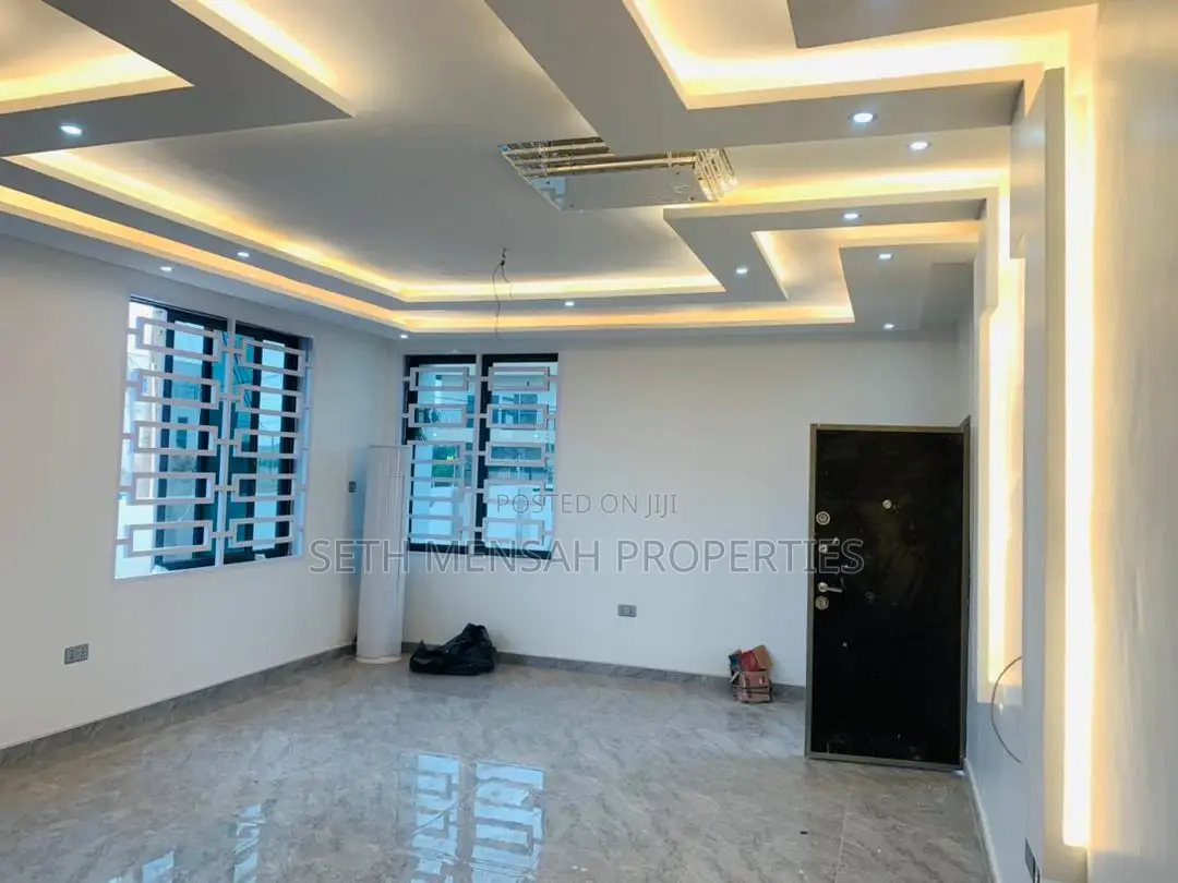 4bdrm House in Skm, Estate for Sale