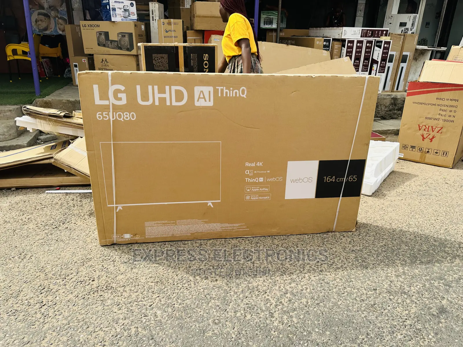 65UQ8000 LG UHD 2022 Models Smart Display Tv
