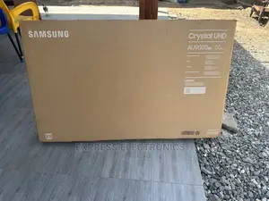 Samsung Series 9 50”UHD Smart Glossy Diagonal Display