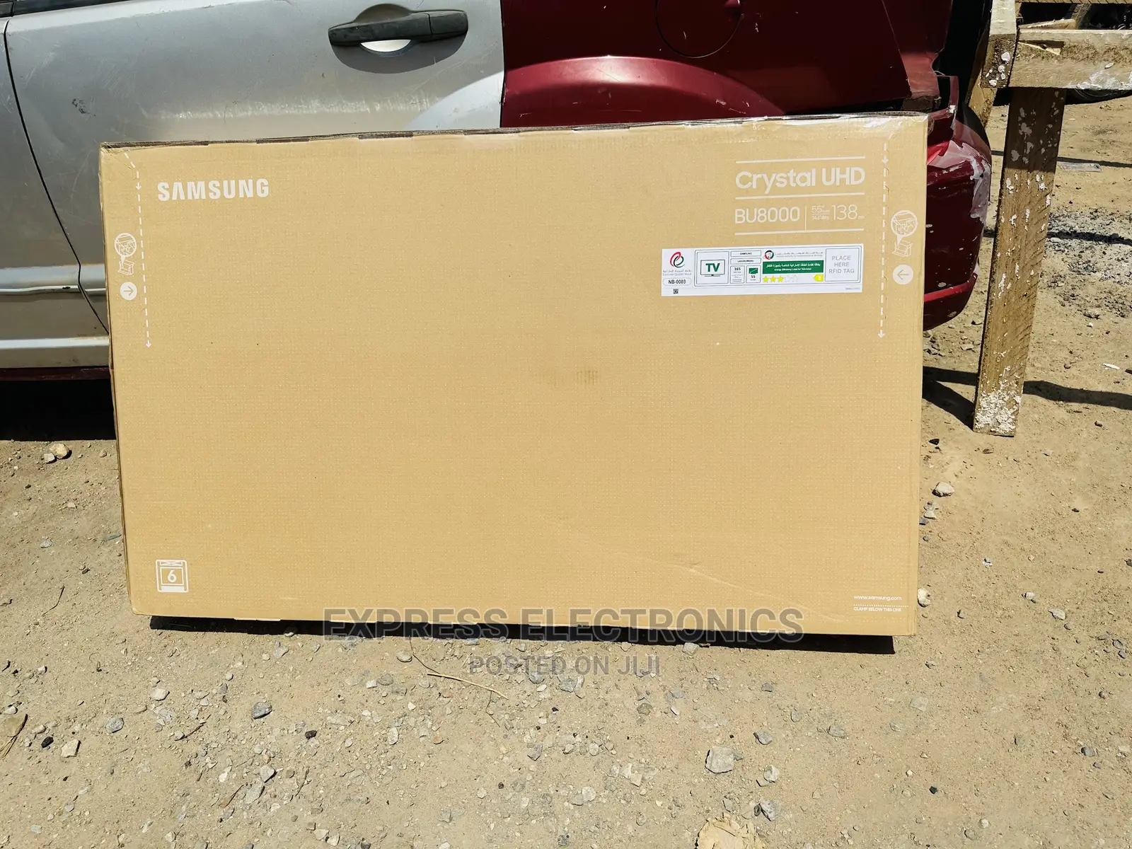 UHD Glossy Display Technology 55”Bu8000 Samsung Tv