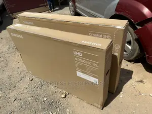 Pure Colors in Real Crystal Series 7 50”UHD Samsung