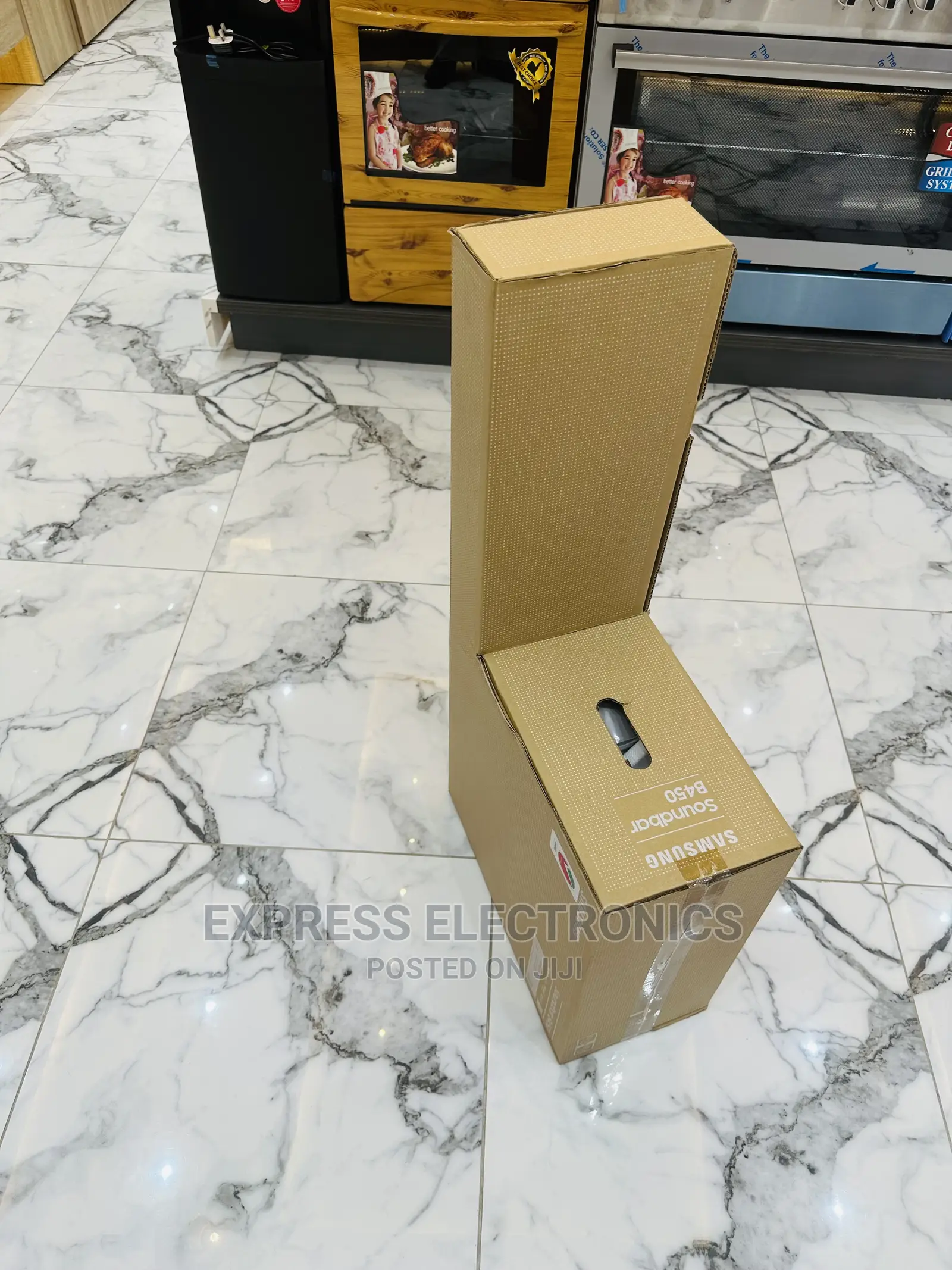 Samsung Soundbar Bass Heavy Sound B450 300w