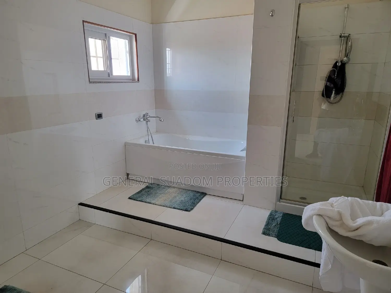Furnished 5bdrm Duplex in Suadom Properties, Baatsona Total for Rent