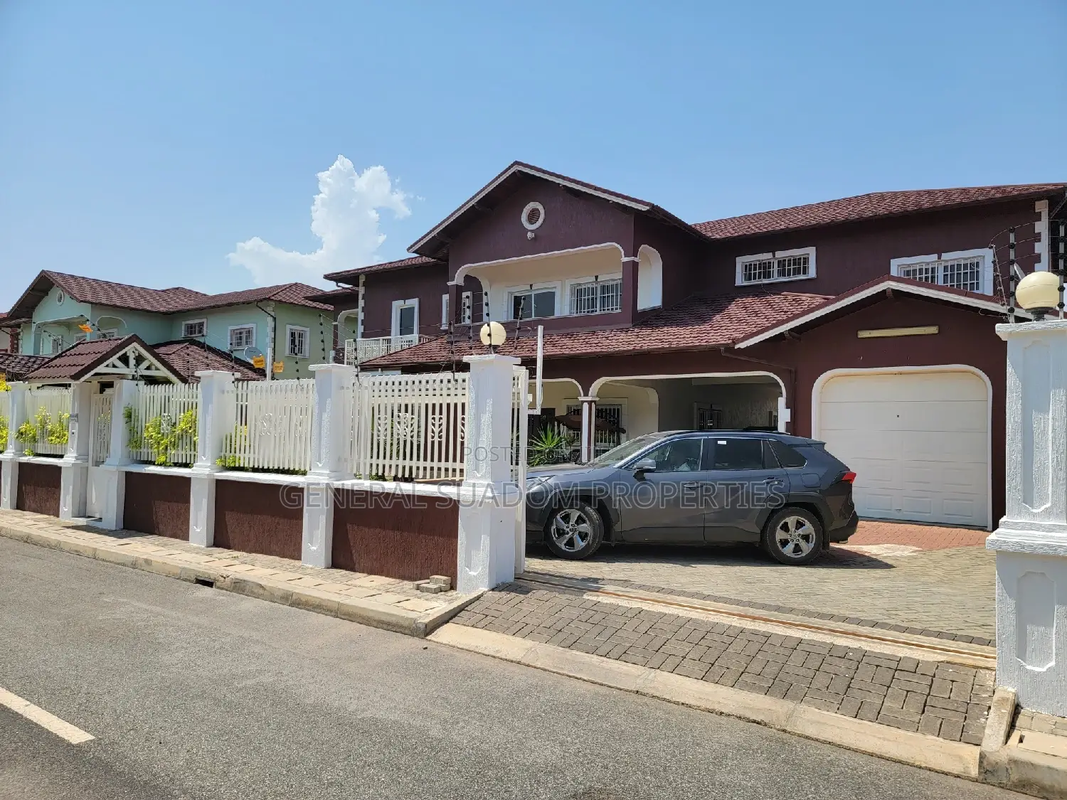 Furnished 5bdrm Duplex in Suadom Properties, Baatsona Total for Rent