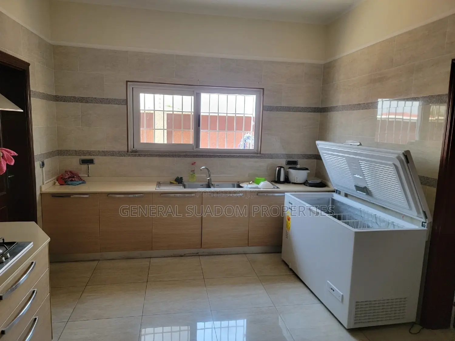 Furnished 5bdrm Duplex in Suadom Properties, Baatsona Total for Rent