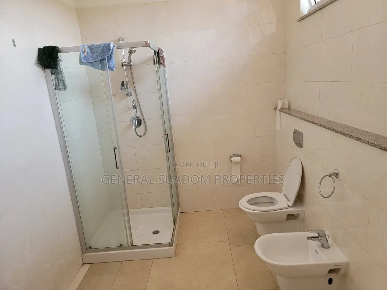 Furnished 5bdrm Duplex in Suadom Properties, Baatsona Total for Rent