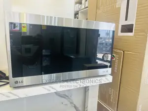 Cooke Made Defrost LG 42L Microwave