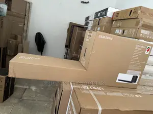 Really  Party Mode Samsung Q700 Soundbar System