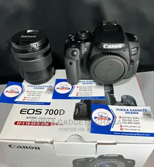 Canon 700d With Lens