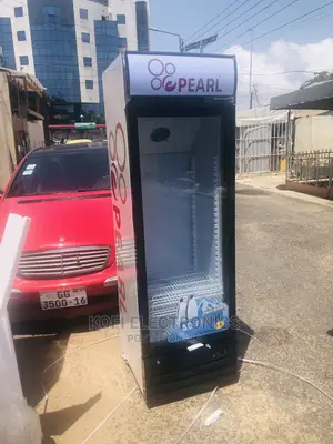 New 270litres Pearl PVC-37 Single Door Display Fridge
