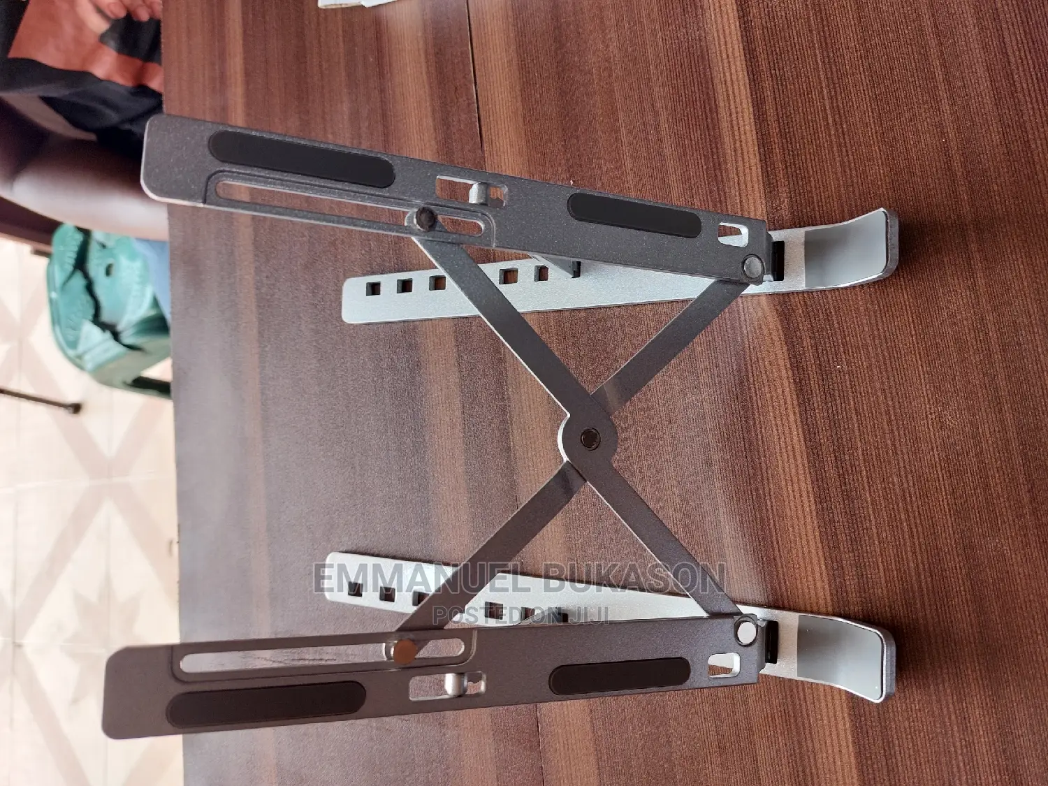 Alminium Metal Laptop Stand