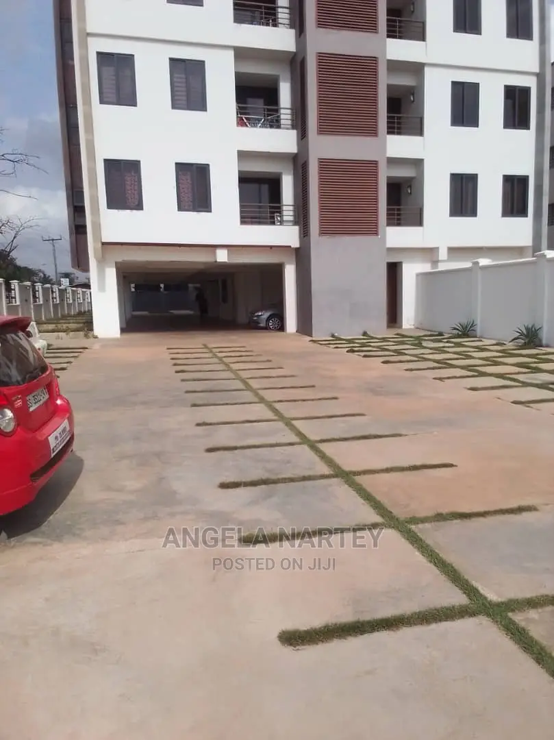 2bdrm Apartment in Sakumono Estates, Tema Metropolitan for sale