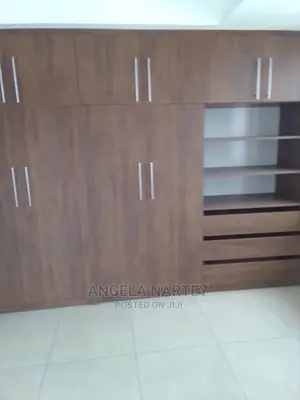 2bdrm Apartment in Sakumono Estates, Tema Metropolitan for sale