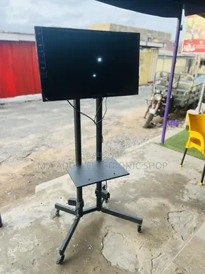 Watch Your Tv With Style Ease Suits Tvs Between 32”-70”