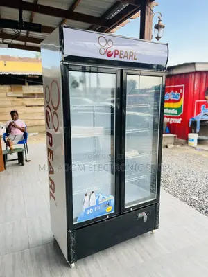 Pearl Plain Glass Showcase 568 Litres for All Purpose