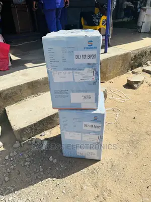 Vertical White Mustard Water Heater 10 L Havells