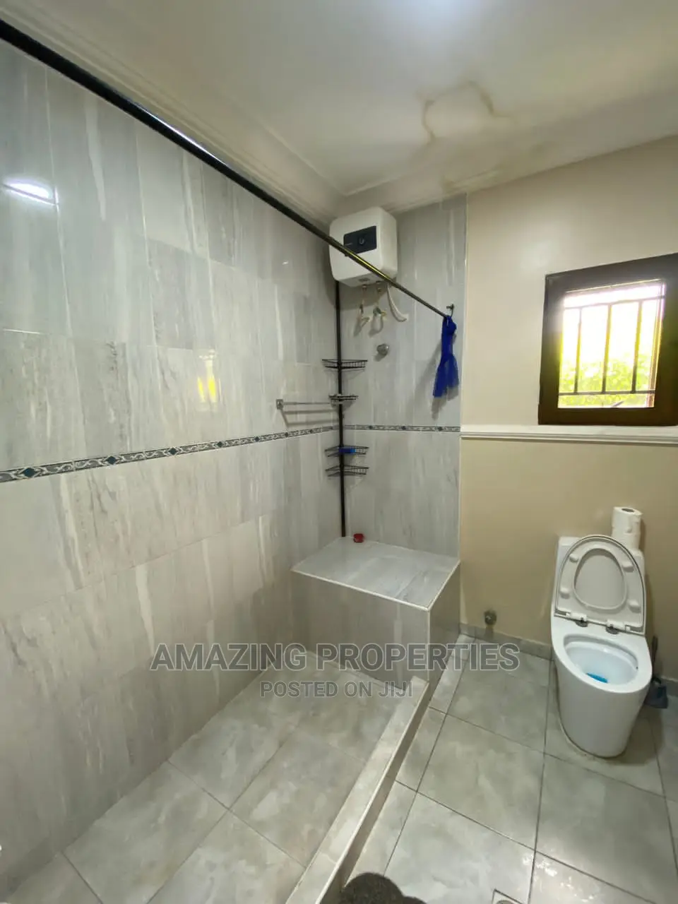 4bdrm House in Junction Mall Area for Rent