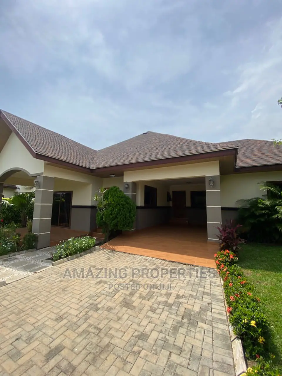 4bdrm House in Junction Mall Area for Rent