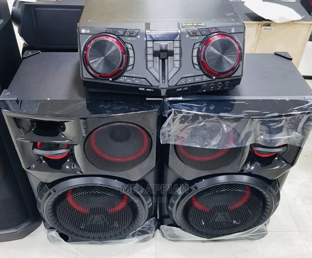 LG Cl98 Xboom 3500W Bluetooth Music System