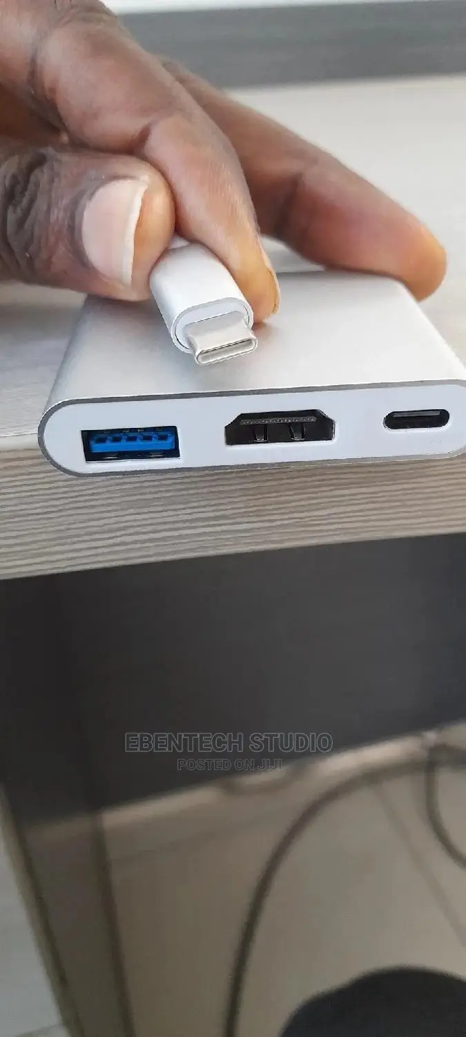 Type-C to HDMI Converter Plus USB Ports